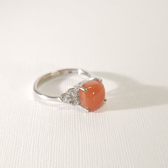 Peach Moonstone Ring with White Topaz SIZE 7 - Picture 3 of 8